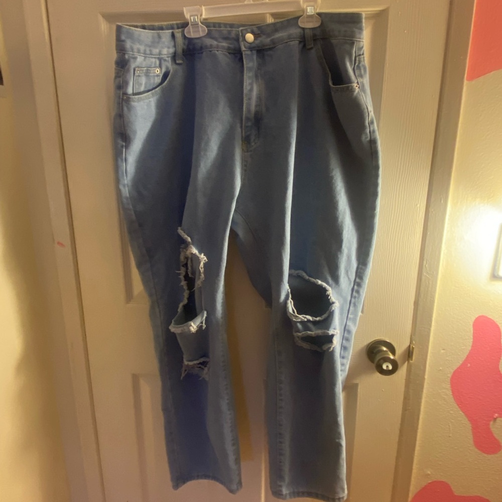 Shein never worn ripped jeans